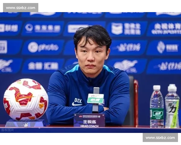 中超焦点战:三镇 2-2 逼平争冠热门,邓卓翔变阵激活防守反击 中超焦点战:三镇 2-2 逼平争冠热门,邓卓翔变阵激活防守反击